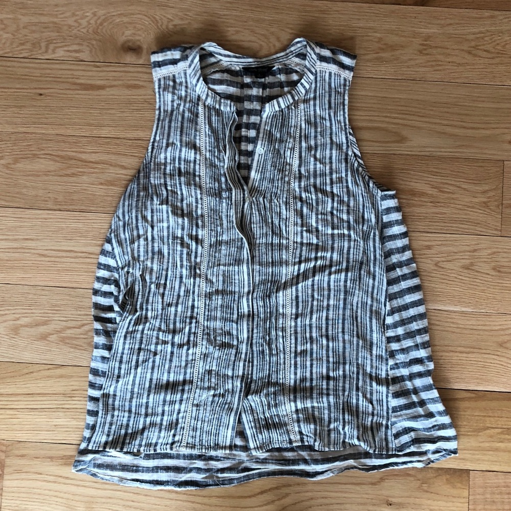 Lucky Brand top